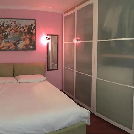 Rooftop And Privacy Over Trastevere Roma